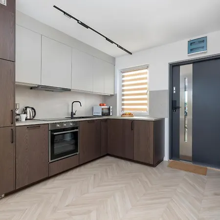 Parzybutowka Nowoczesny Dom Z Tarasem I Klimatyzacja By Renters * ニエホジェ