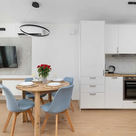 Parzybutowka Nowoczesny Dom Z Tarasem I Klimatyzacja By Renters * ニエホジェ
